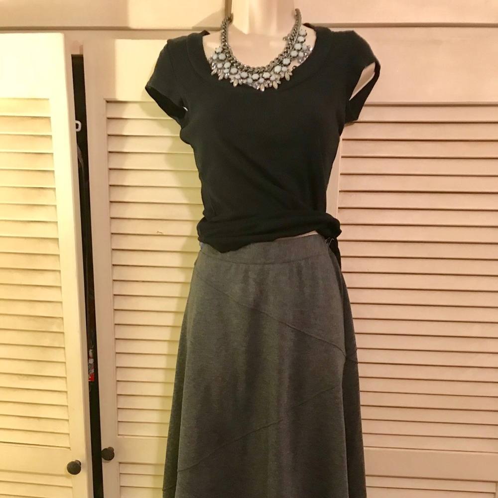 NWT Gray long skirt. New York Clothing Co